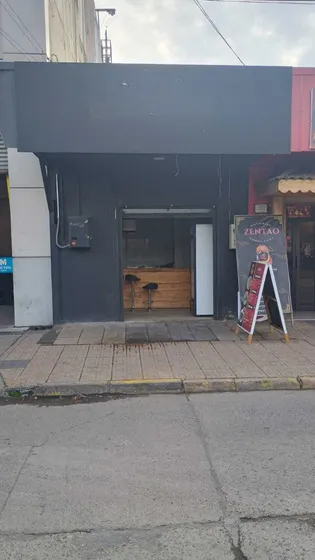 Arriendo De Local Comercial  Curicó  (97519)