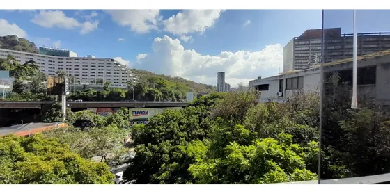 Vendo Apartamento 113m2 Las Mercedes 4311