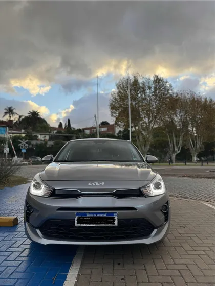 Kia Rio 1.6 Ex 4at