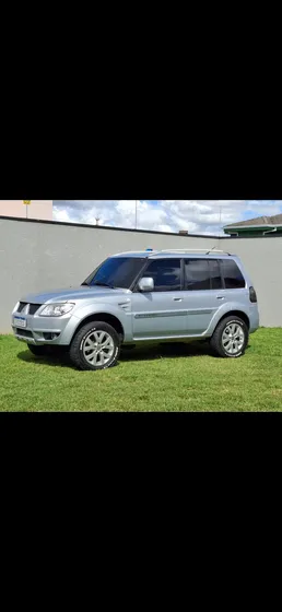 Mitsubishi Pajero Tr4 2.0 Flex Aut. 5p