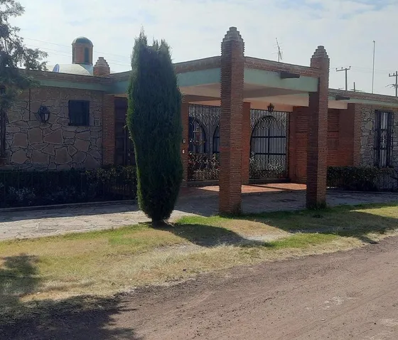 Casa En Venta En Tepetlaoxtoc De Hidalgo,los Reyes Nopala Gis 25-3060