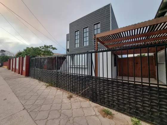 Casa Remodelada 3 Dormitorios 3 Baños