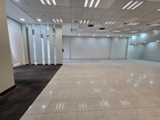 Local Comercial O Oficina De 262 M2 Ciudad Empresarial Rm