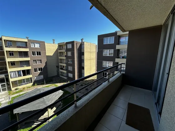Departamento En Arriendo De 3 Dorm. En Coronel
