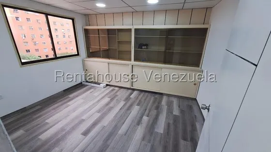 Oficina En Alquiler Sabana Grande 25-21551