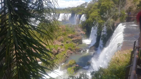 Cataratas Del Iguazú..hotel Y Cabañas
