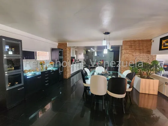 Maravillosa Casa En Venta En El Ingenio Guatire 