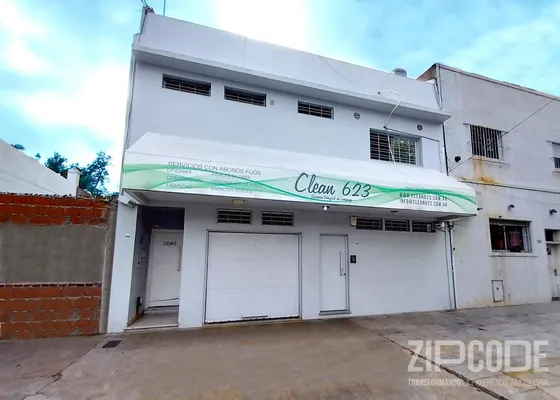 Depósito En  Venta Con Oficinas