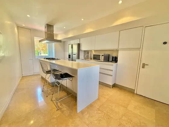 Apartamento Remodelado En Alquiler 96 M2 La Castellana
