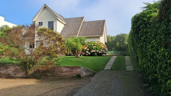 Linda Casa En Exclusivo Sector De Santo Domingo (del Golf).