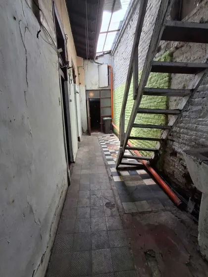 Se Arrienda Amplios Espacios Sin Estacionamien (175229)