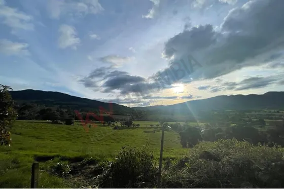 Lote De Oportunidad Rural La Calera. (12742).
