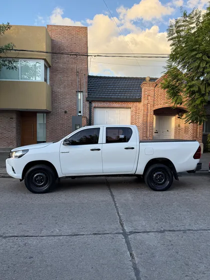 Toyota Hilux Pick-up 2.4 Cd Dx 150cv 4x2
