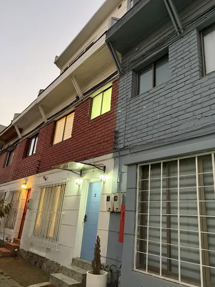Casa De 3 Pisos En Sector Privilegiado, Con Alta Plusvalía!