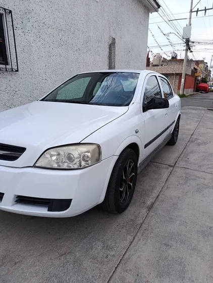 Chevrolet Astra 2.0 4p Básico M Mt