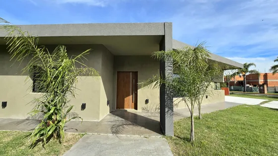 Casa 4 Ambientes A Estrenar - Bo Malibú Canning Apto Credito