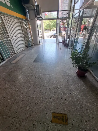 Local Comercial Escuela Militar 79 Millones 