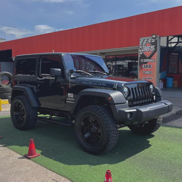 Jeep Wrangler Sport