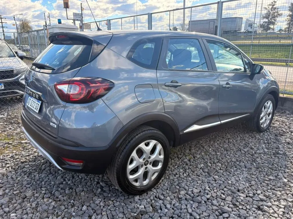 Renault Captur 2.0 Zen558130094985728004