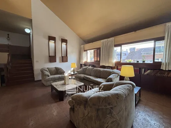 Venta Casa 5 Ambientes En Bernal