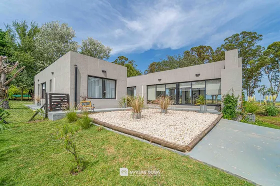 Venta - Casa 5 Ambientes - Tierra Y Mar 