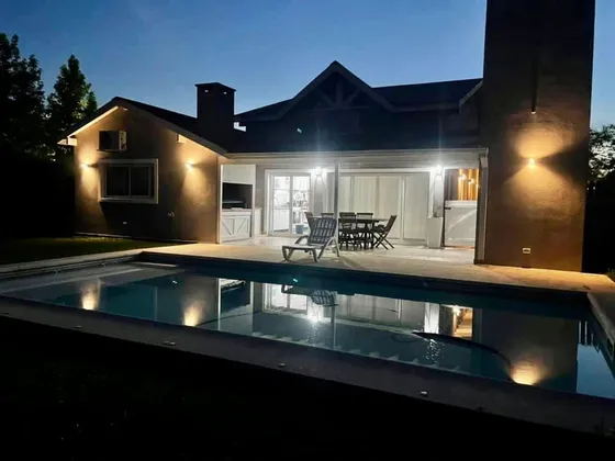 Casa En Venta En Barrio El Recodo, Escobar