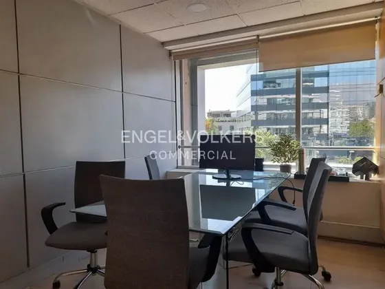 Oficina Habilitada En Venta Sector Luis Pasteur 190 M2