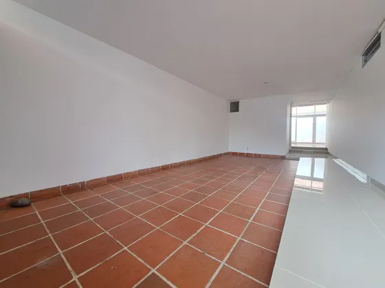 Oficina En Arriendo En La Riviera. Cod A30970