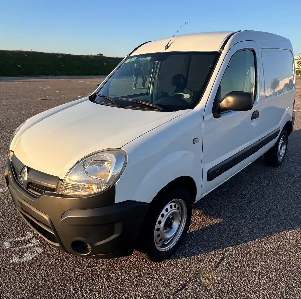 Renault Kangoo 1.6 2 Furgon Confort Cd Svt 1plc