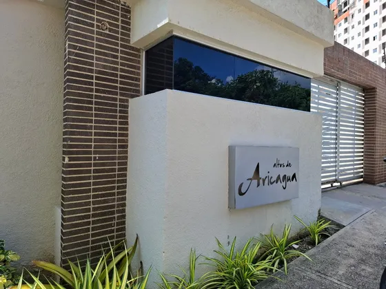 Juan Carlos González. Renta House Carabobo Vende Townhouse Res. Altos De Aricagua Urb. El Rincon Naguanagua Mls #25-19436 Rah/jcg.