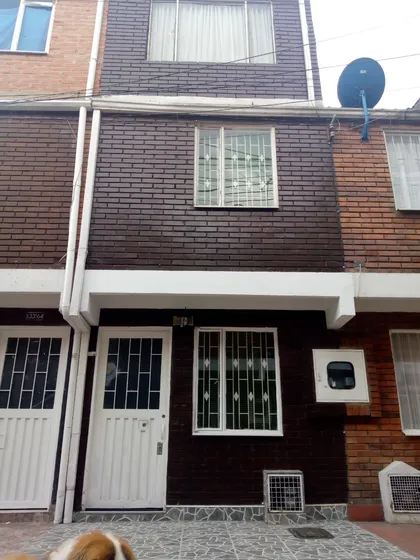Excelente Casa Con Terraza Techada, Suba - Costa Azul