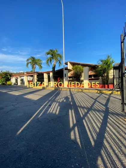 Ibiza Propiedades 002, Vende Casa-quinta Ubicada En Urbanización Parque Residencial Don Juan, Turmero, La Encrucijada, Aragua