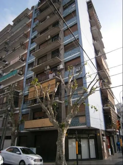 Departamento En Venta En Avellaneda Centro