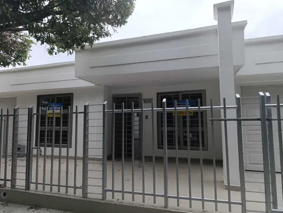 Casa En Arriendo La Castellana, Montería
