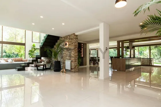 Venta Casa 6 Ambientes A Estrenar En  Barrio Los Bosquecitos 