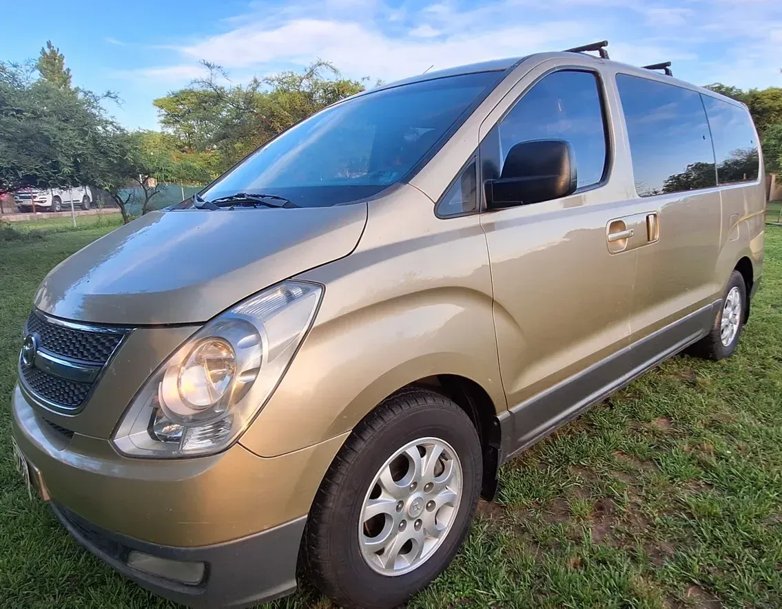 Hyundai H1 2.5 Premium 1 Mt