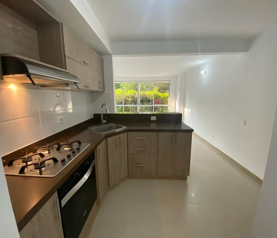 Alquiler Precioso Primer Piso Bochalema