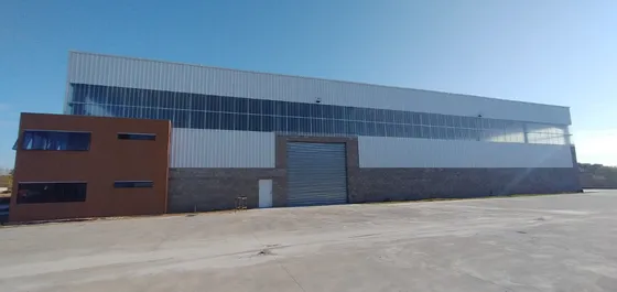 Alquiler Depósito Con Puente Grúa - 1159 M2 En Complejo Ruta 25 