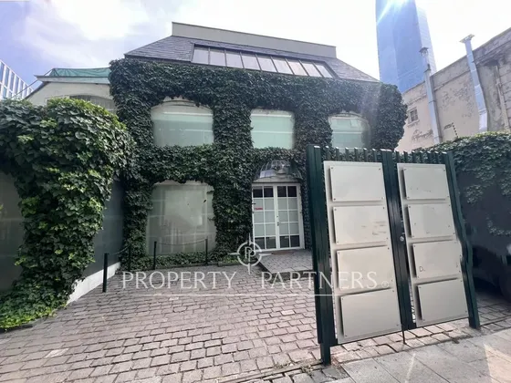 Gran Propiedad Comercial En El Corazón De Providen...
