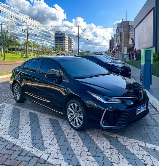 Toyota Corolla 1.8 Altis Hybrid Flex Aut. 4p Hibrido Flex