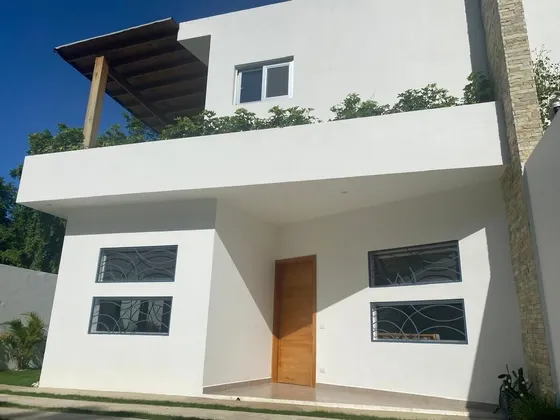 Townhouse En Venta A 600 Metros De Playa Las Ballenas, Las Terrena