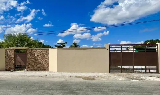 Casa En Venta En Mérida, Mulchechén, Ideal Para Oficinas ( Una Planta)
