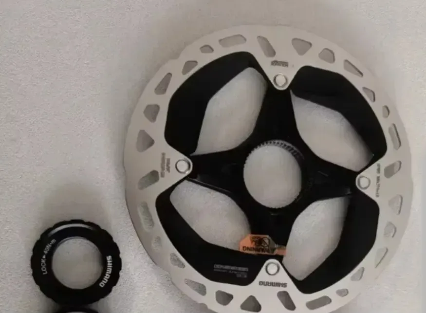 Rotor de freio a disco Shimano RT-MT900 203 mm C Lock cor prata