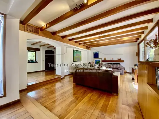 Espectacular Casa Gran Grandín - Jardin Del Este