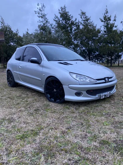 Peugeot 206 1.6 Sw Xs Premium