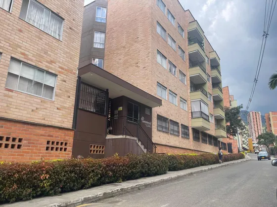 Apartamento Copacabana 3 Hab, Parqueadero B.fundadores
