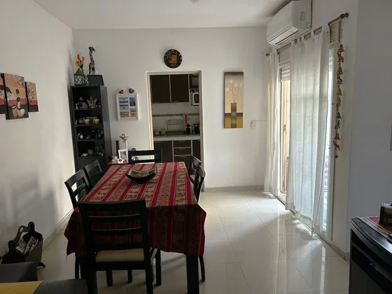 Venta Ph 2 Ambientes Con Patio Versalles