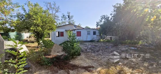 Venta De Sitio De 1.624 M2, Con 2 Casas Y Una Cabaña - Olmué