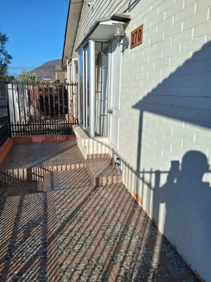 Casa Grande De Esquina En La Serena