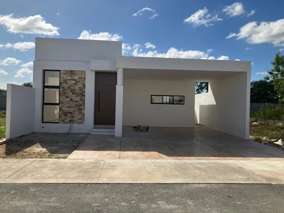 Casa En Venta Merida, Cholul En Privada, Modelo 201, 1 Planta, Entrega Inmediata.
